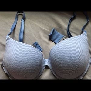 Victoria’s Secret PINK Bra | 32D